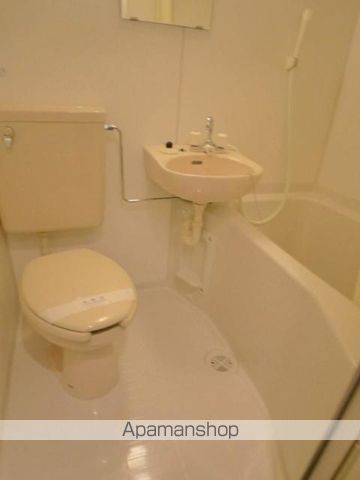 ＪＲ山手線 上野駅 徒歩5分 2階建 築15年のトイレ写真