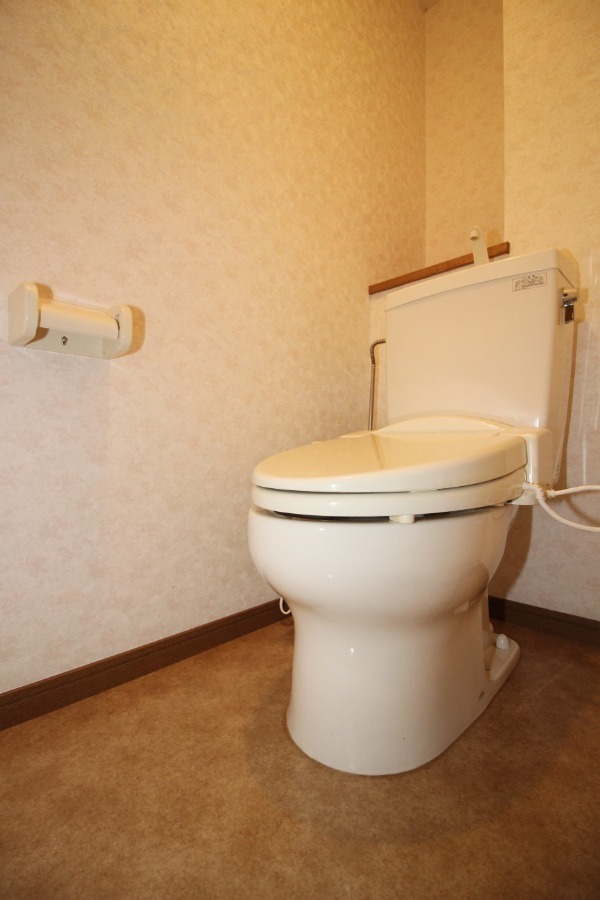 トイレ　トイレ温水洗浄便座