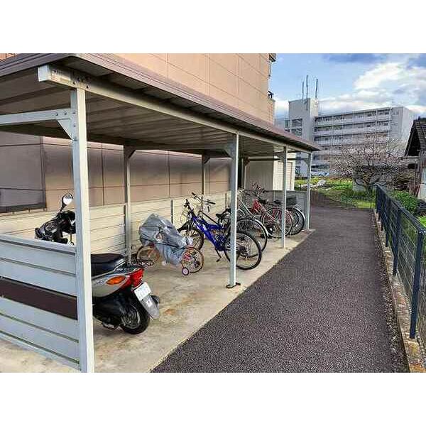 シュティエールのその他写真