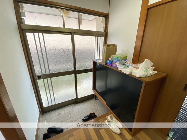 若林1丁目佐藤貸家の玄関写真