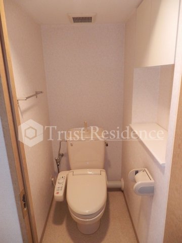 東京メトロ半蔵門線 水天宮前駅 徒歩3分 11階建 築28年のトイレ写真
