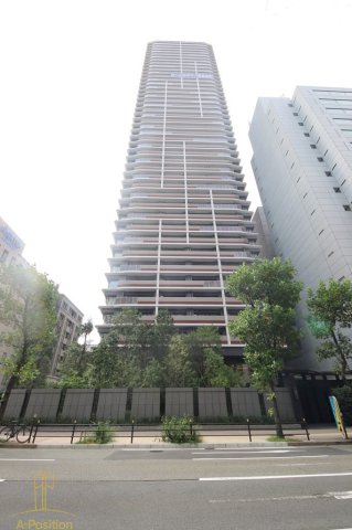 建物外観　ローレルタワー堺筋本町