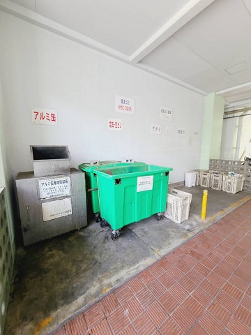 UR武庫川 3号棟の外観写真
