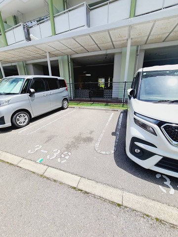 UR武庫川 3号棟の外観写真
