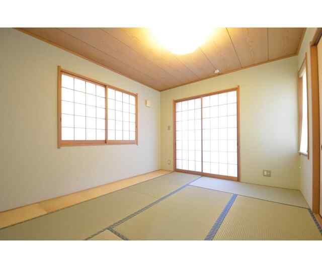 港北区大倉山5丁目戸建の居間写真