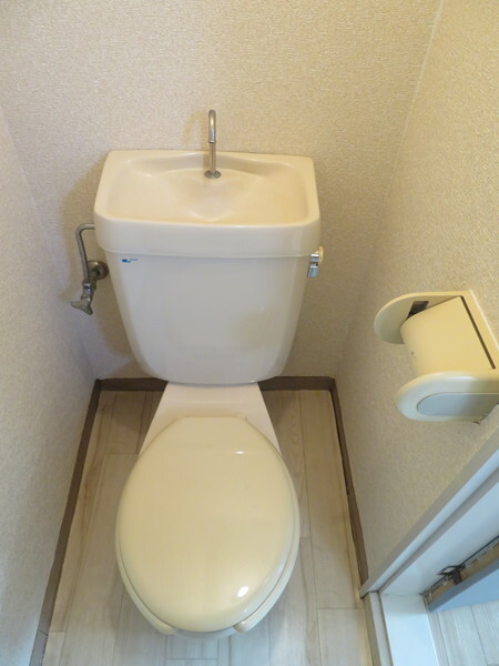 メゾネットコーポ高浜A・Bのトイレ写真