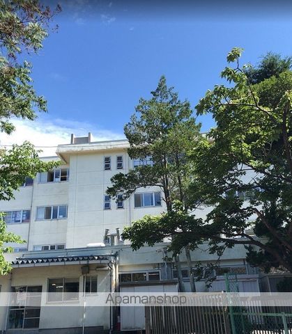 小学校　鎌倉市立山崎小学校（小学校）まで596m