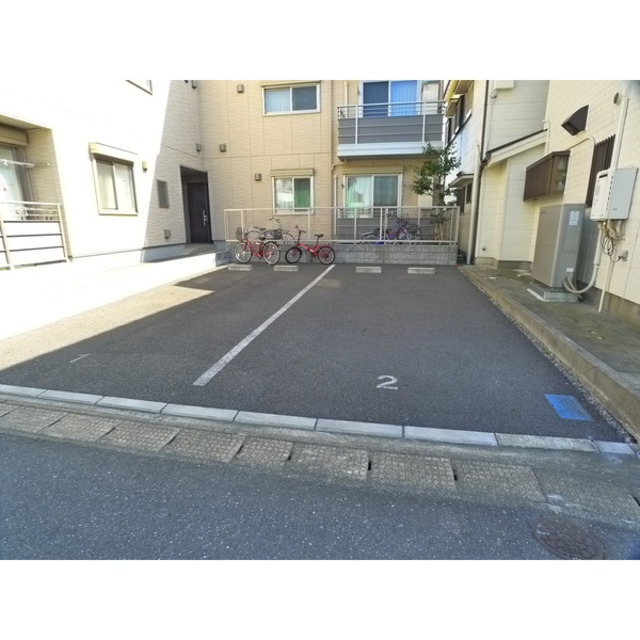 駐車場　駐車場