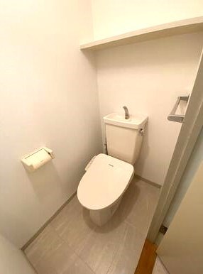 ロイヤルメゾン門司のトイレ写真