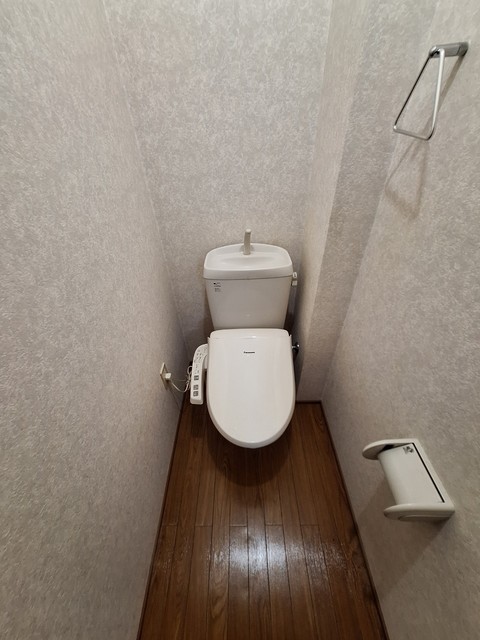 トイレ　★温水洗浄便座★