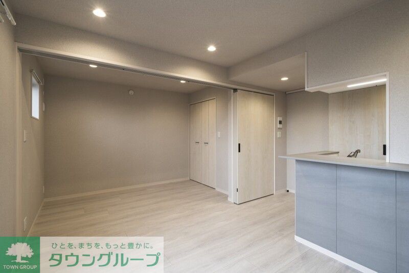 エルシーク蕨の居間写真