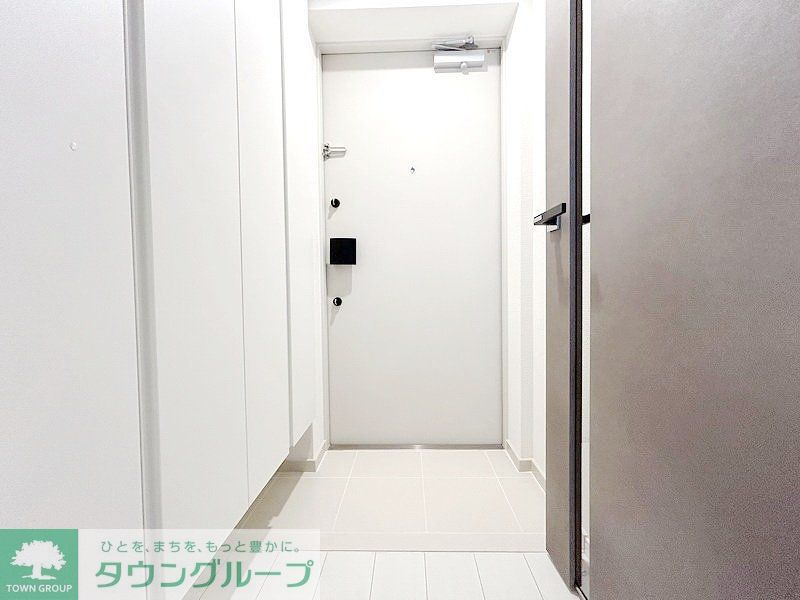 玄関　お部屋探しは株式会社　タウンハウジング　までお気軽にお問合…