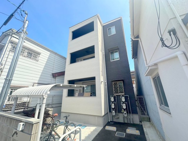 建物外観　綺麗な外観の素敵なお部屋があなたを待っています。