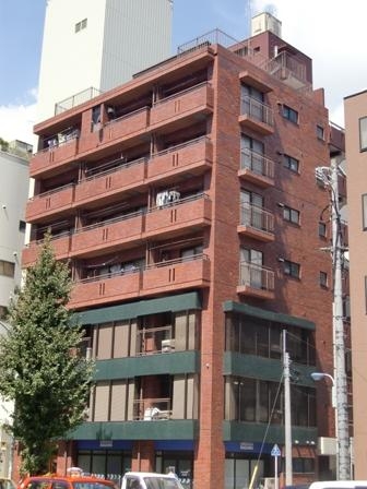 東京メトロ丸ノ内線 本郷三丁目駅 徒歩4分 築47年