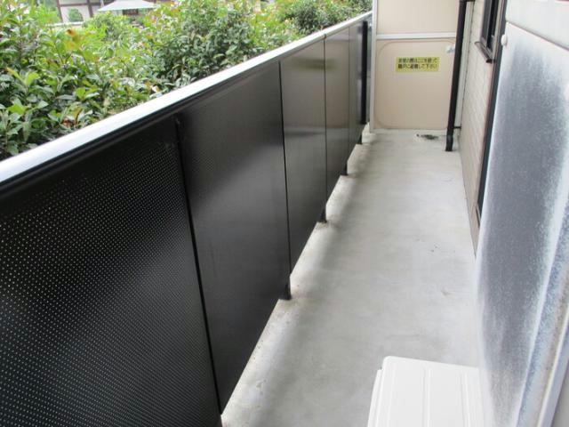 ＪＲ東海道本線 三島駅 バス乗車時間：20分 最寄りバス停で下車 徒歩2分 3階建 築27年の内装写真
