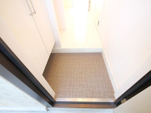 玄関　★お部屋探しは株式会社タウンハウジング東京まで★
