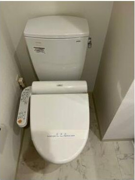 トイレ　トイレもきれいです