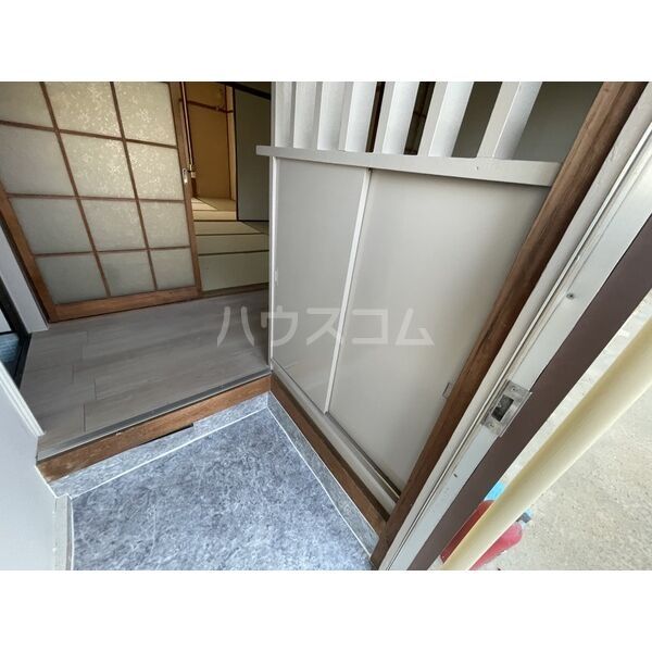 玄関