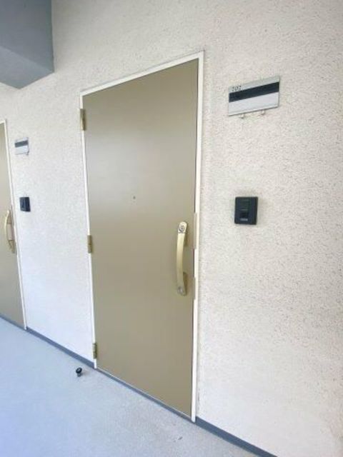 ドミール所沢Vの玄関写真