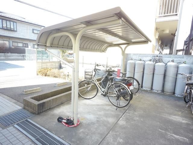 その他共有部分　★敷地内の屋根付駐輪場です★