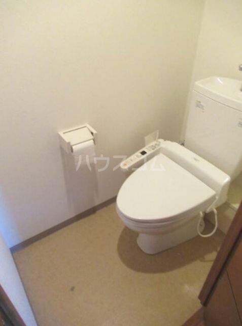 クリオ新杉田駅前のトイレ写真