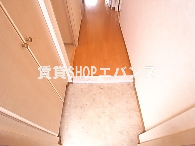 玄関　明るい玄関です