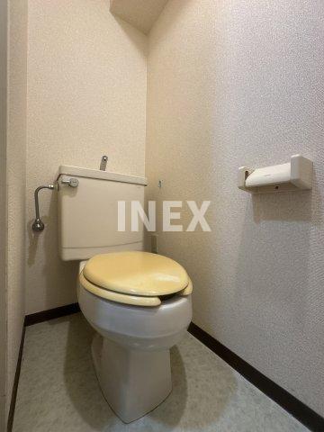 相鉄本線 鶴ケ峰駅 徒歩5分 10階建 築35年のトイレ写真