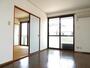 居室・リビング　日当りの良いお部屋です。