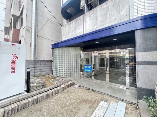 エントランス　シンシア千駄木