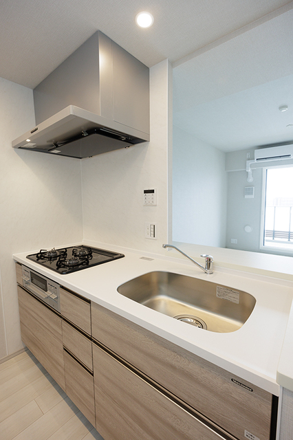 キッチン　※写真は同タイプ住戸です。