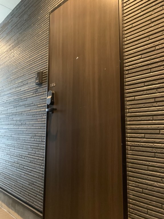 その他　玄関扉