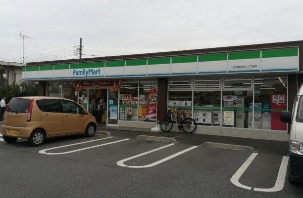 コンビニ　ファミリーマート所沢宮本町二丁目店（コンビニ）まで519m