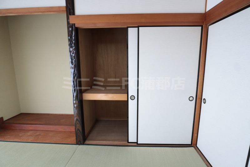 収納　１階和室収納