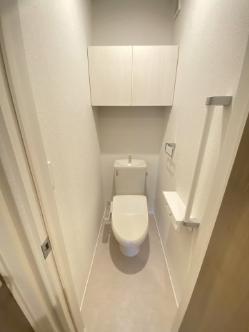 トイレ　同タイプの部屋となります