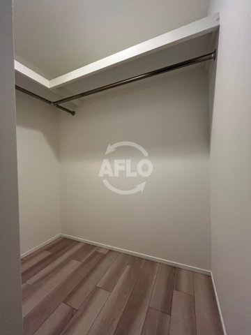 収納　シエリアタワー大阪堀江　ウォークインクローゼット