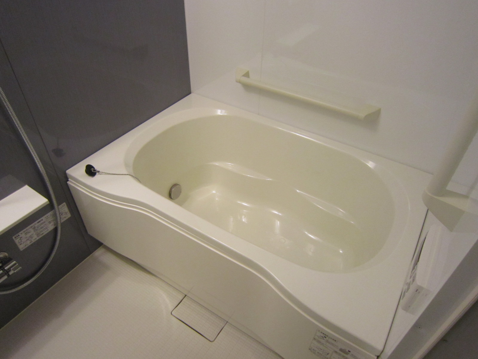 バス・シャワールーム　追焚機能付きバス