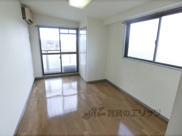 居室・リビング　洋室