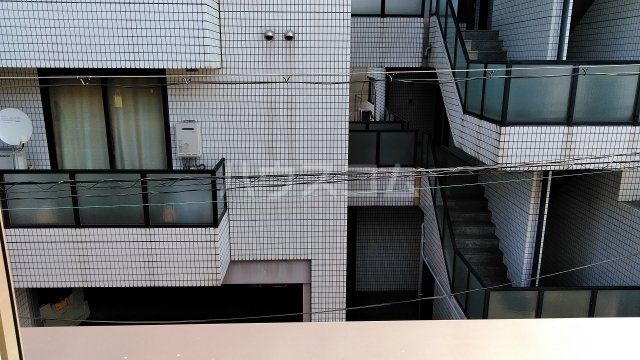 【京都市中京区西ノ京西月光町のマンションの眺望】