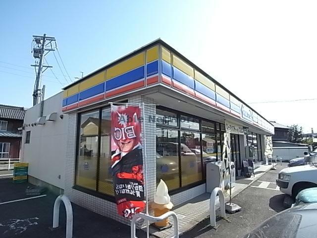 【岐阜市西荘のアパートのコンビニ】