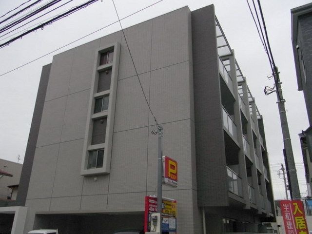 市川市相之川のマンションの建物外観