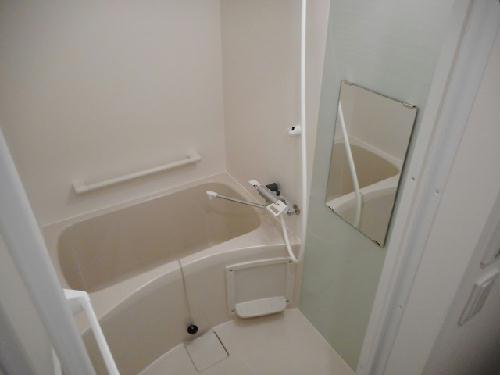 バス・シャワールーム　バス・トイレ別です