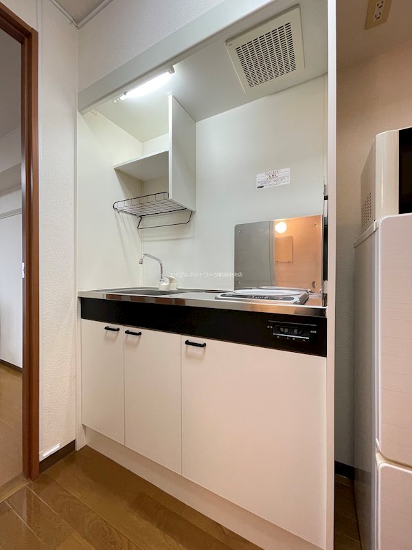 キッチン　IHクッキングヒーター