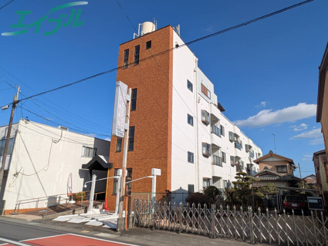 ダイヤモンドマンション久居本町の建物外観