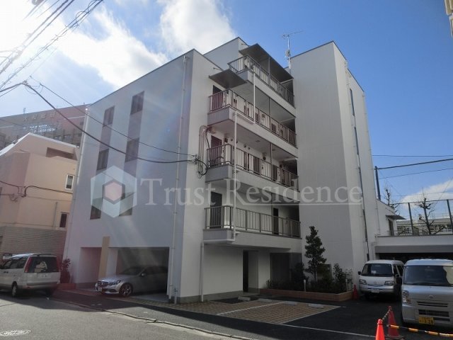 【江東区冬木のマンションの建物外観】