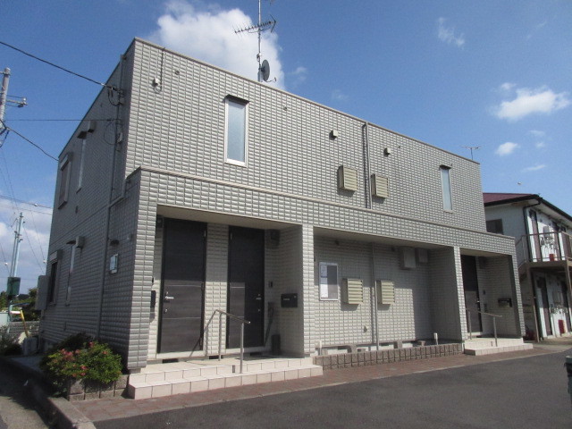 横浜市緑区長津田町のマンションの建物外観