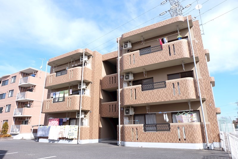 華美が丘　参番館の建物外観