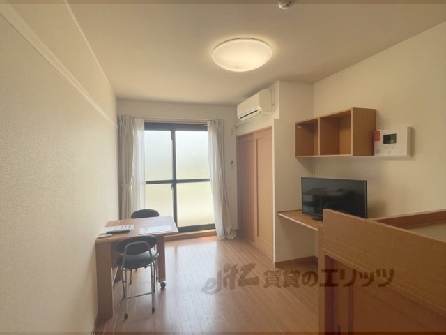 居室・リビング　洋室