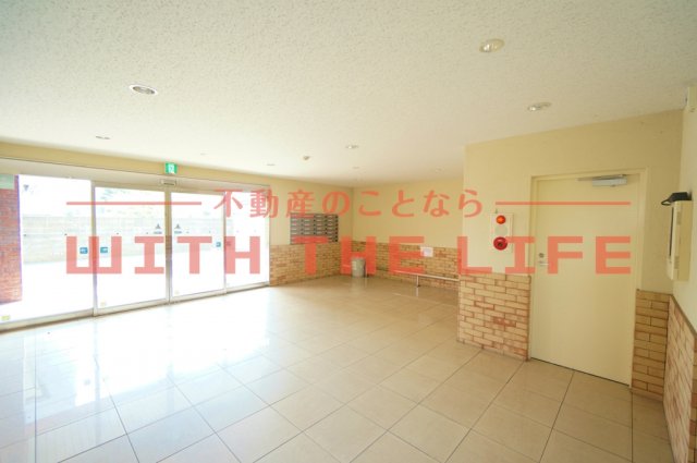 ロビー　ゆとりのあるロビーです