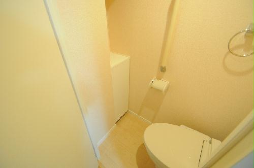 バルコニー　※同タイプ参考写真の為、実際とは異なる場合がございます。