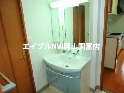 洗面設備　朝シャンはいかがですか